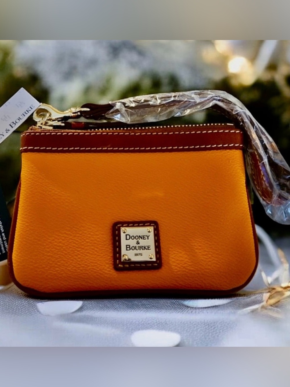 Dooney & Bourke Kirby Medium Leather Wristlet NWT!